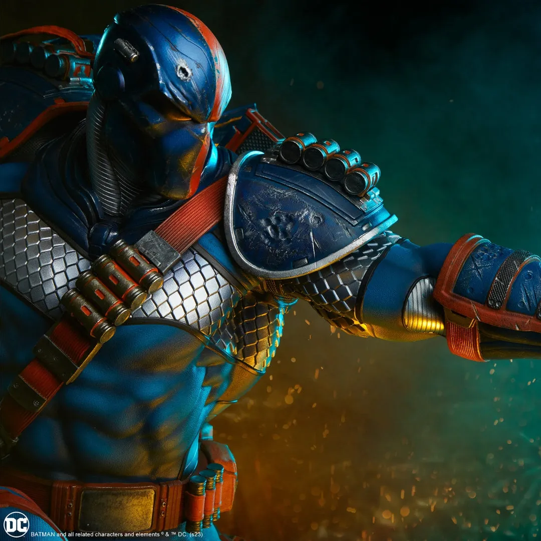 Deathstroke Premium Format™ Figure by Sideshow Collectibles