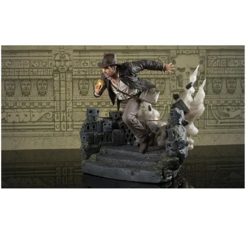 Indiana Jones Raiders Of The Lost Ark Deluxe  Gallery Temple Escape W/Idol PVC Statue